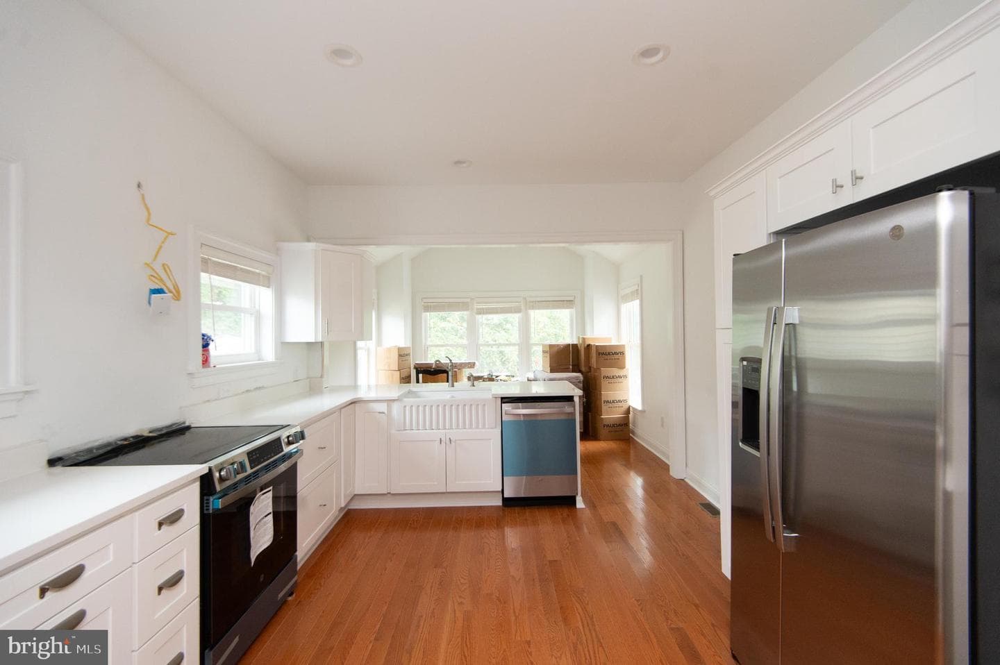 1003 Travers Street photo 12