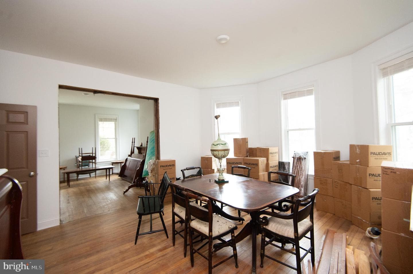 1003 Travers Street photo 38