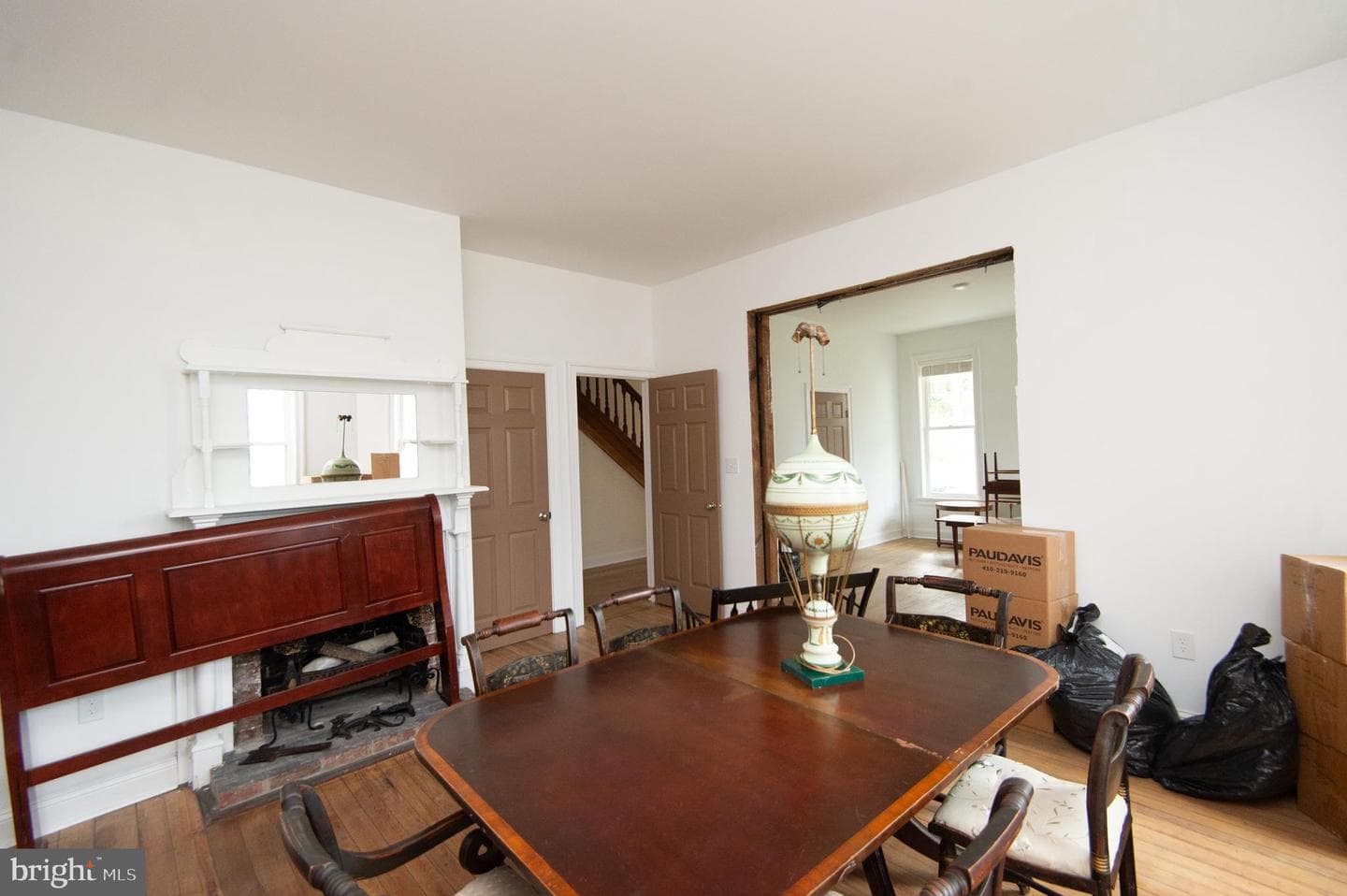 1003 Travers Street photo 39