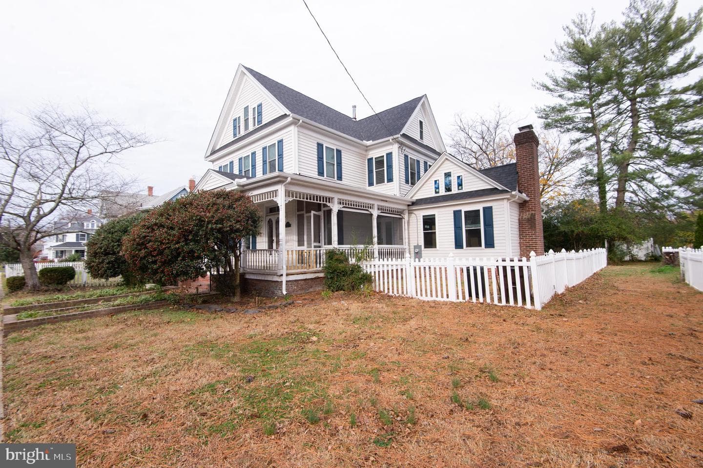 1003 Travers Street photo 76
