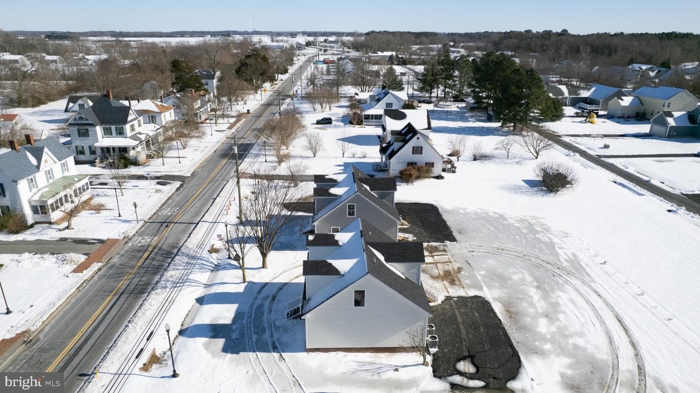 107 Railroad Avenue photo 41