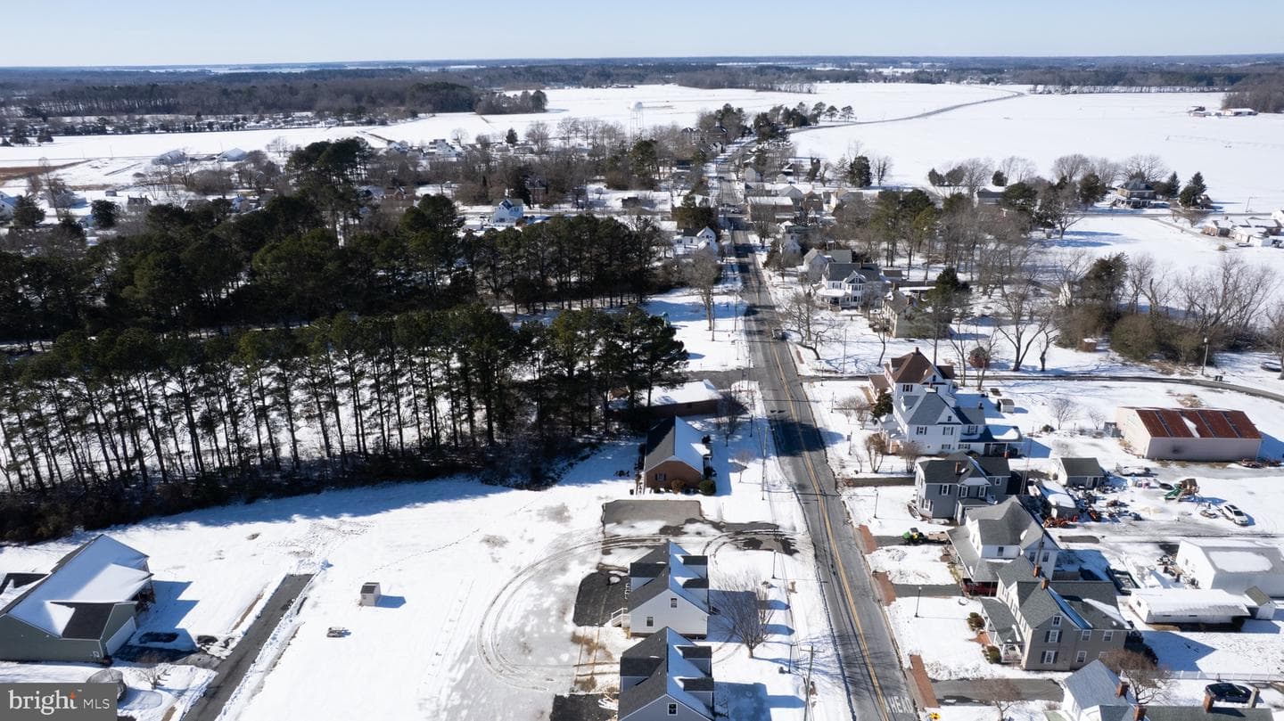 107 Railroad Avenue photo 44