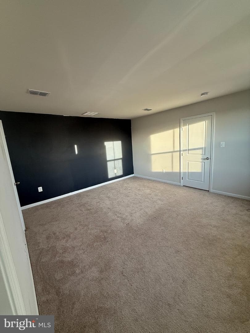 110 Mariners Way photo 11