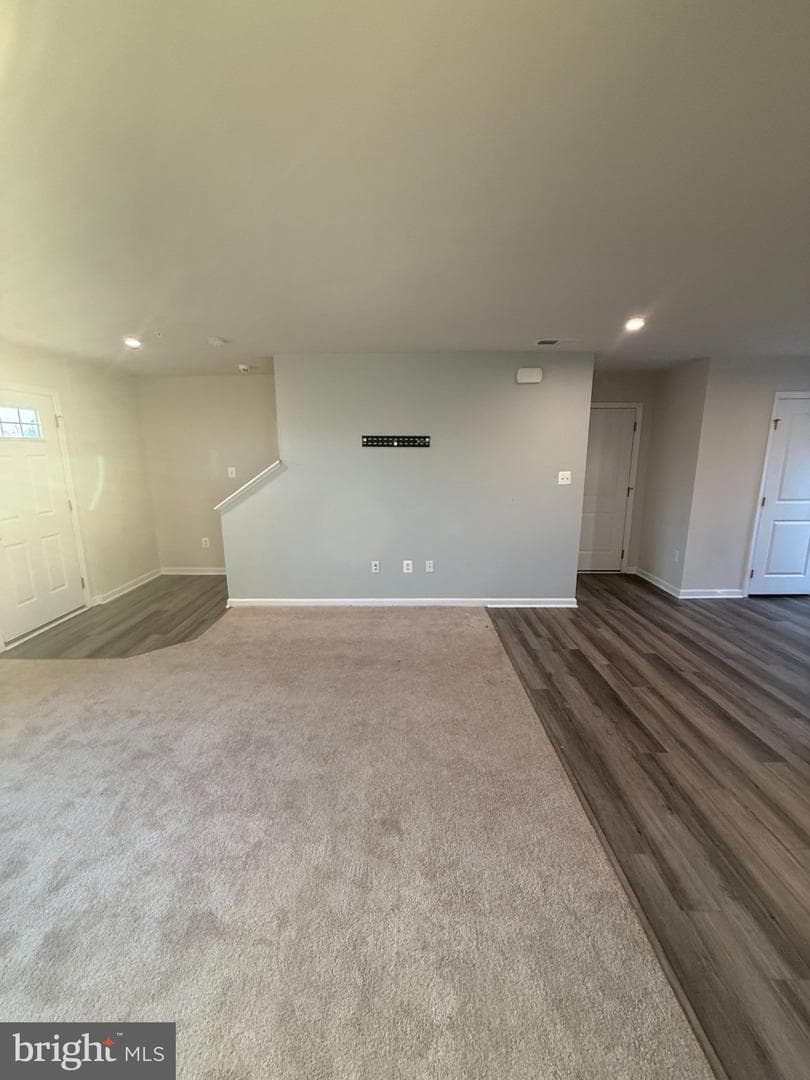 110 Mariners Way photo 8