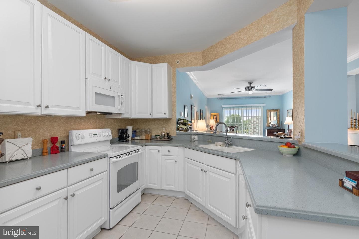 700 Cattail Cove #408 photo 14