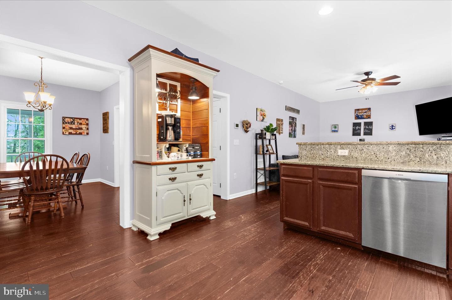 6941 Hubbard Road photo 13