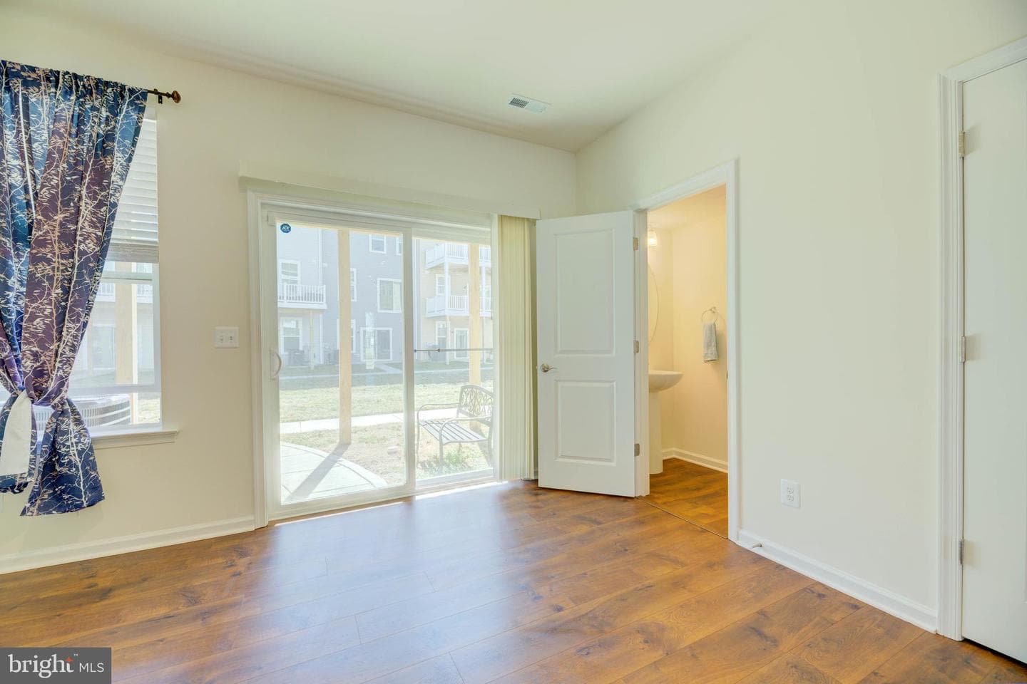 343 Shipyard Drive photo 40