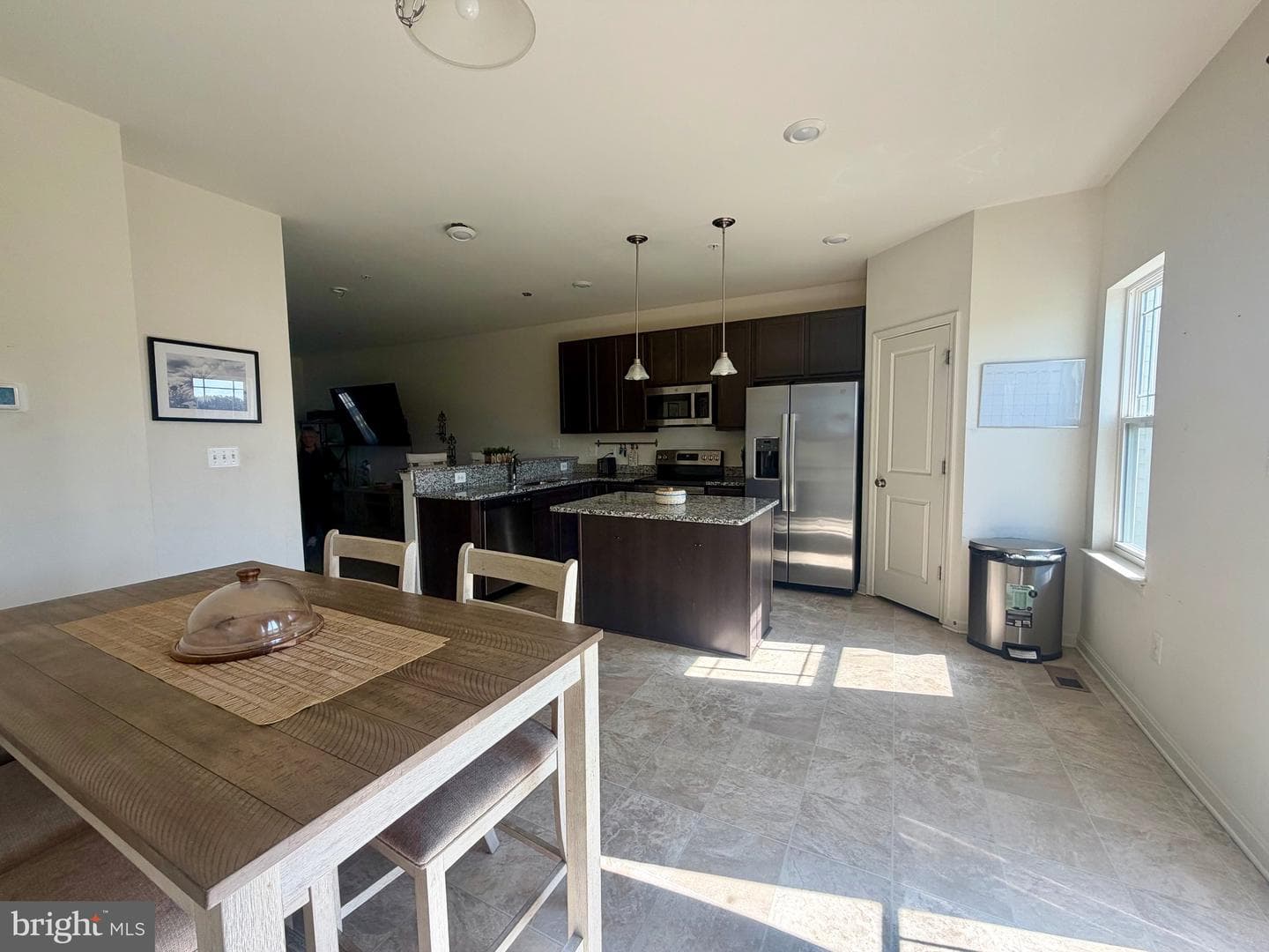 2520 Boeing Way photo 3