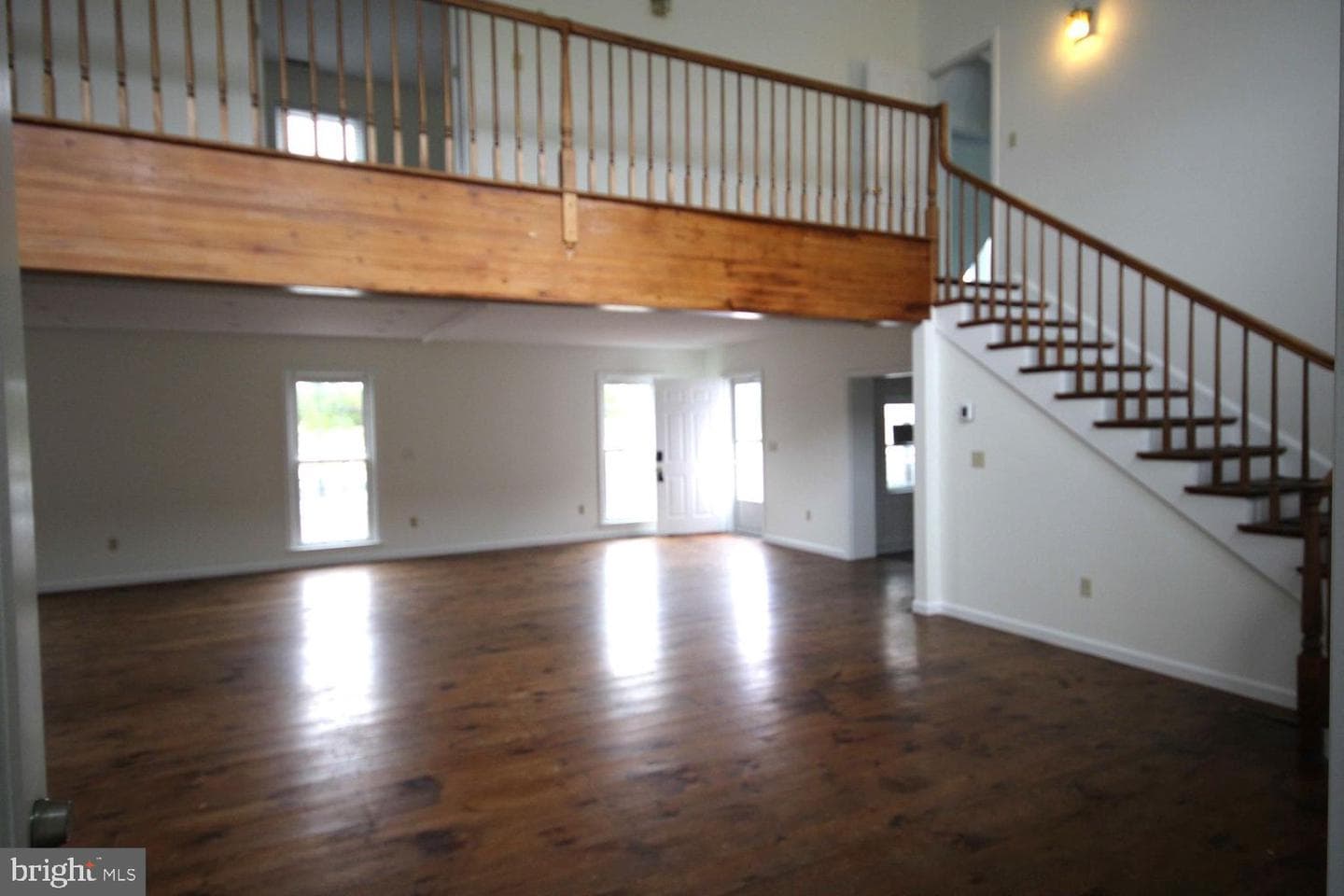 5511 Casson Neck Road photo 4