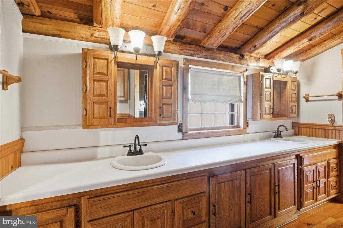 5256 Williamsburg Road photo 14