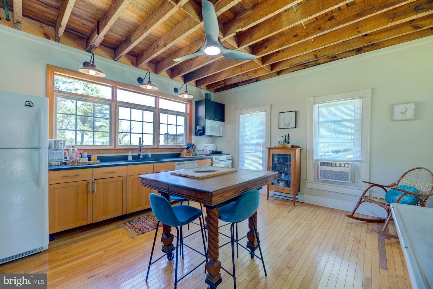1606 Steamboat Wharf Road photo 9