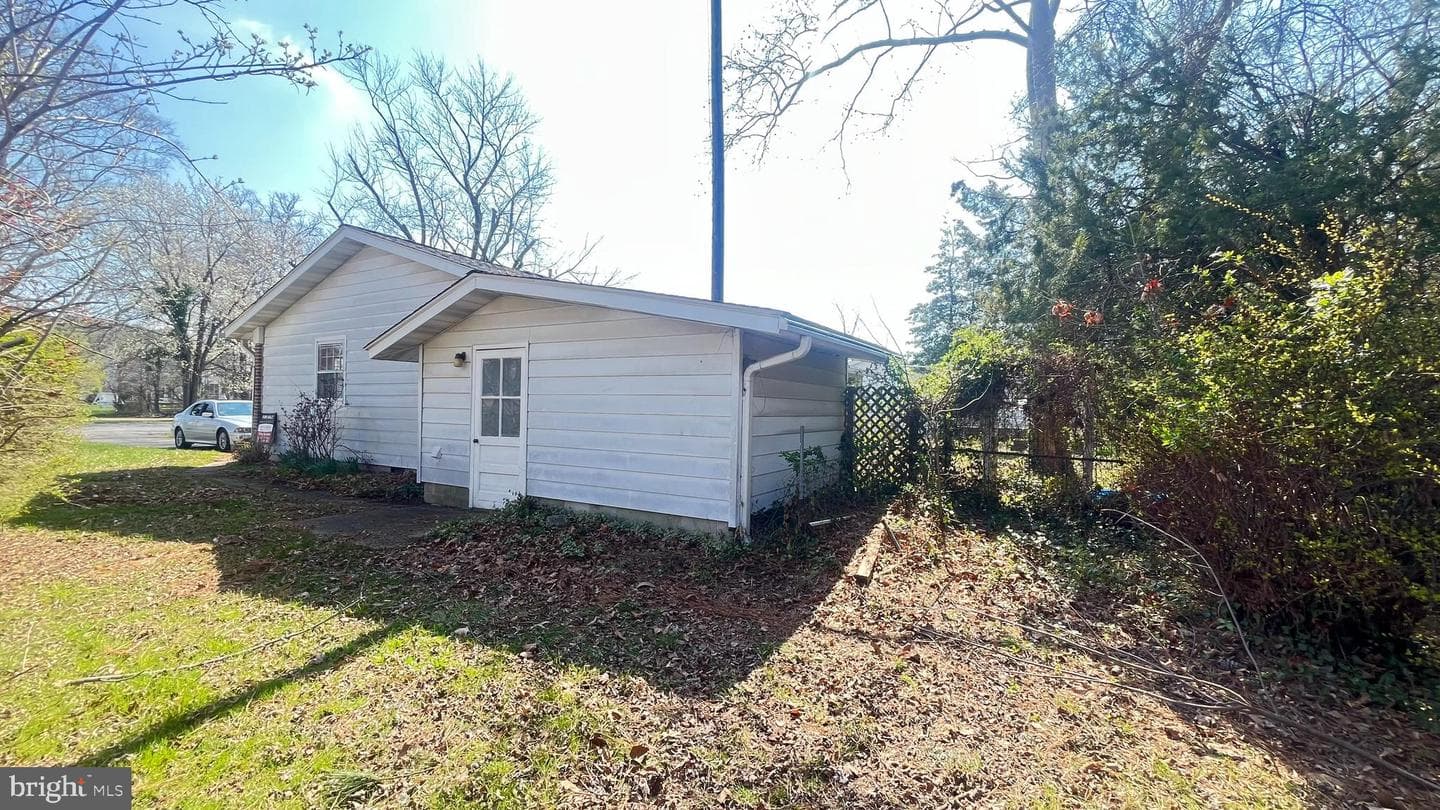 2203 Hambrooks Boulevard photo 39