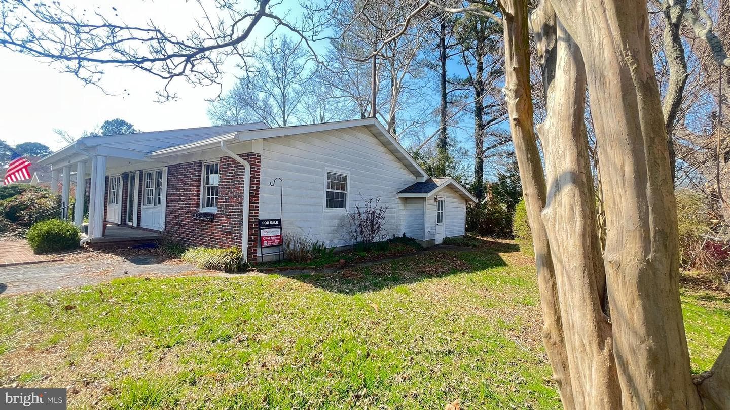 2203 Hambrooks Boulevard photo 40