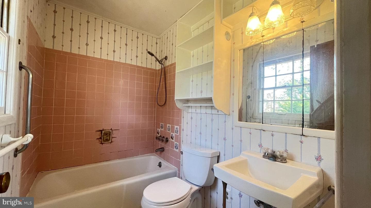 2203 Hambrooks Boulevard photo 42