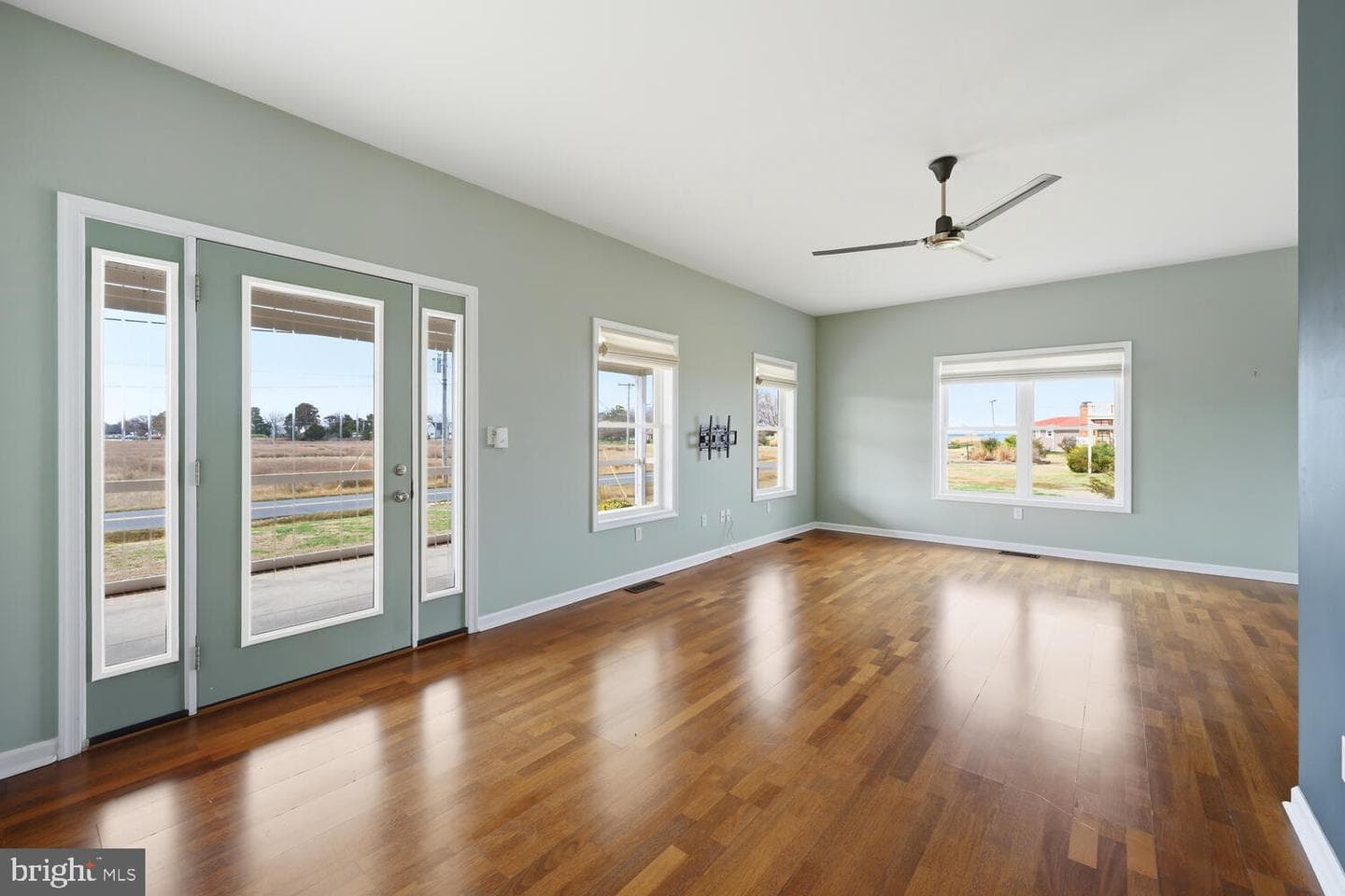 2576 Hoopers Island Road photo 5
