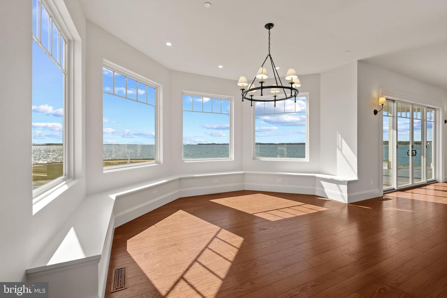 1301 Broadview Drive photo 20