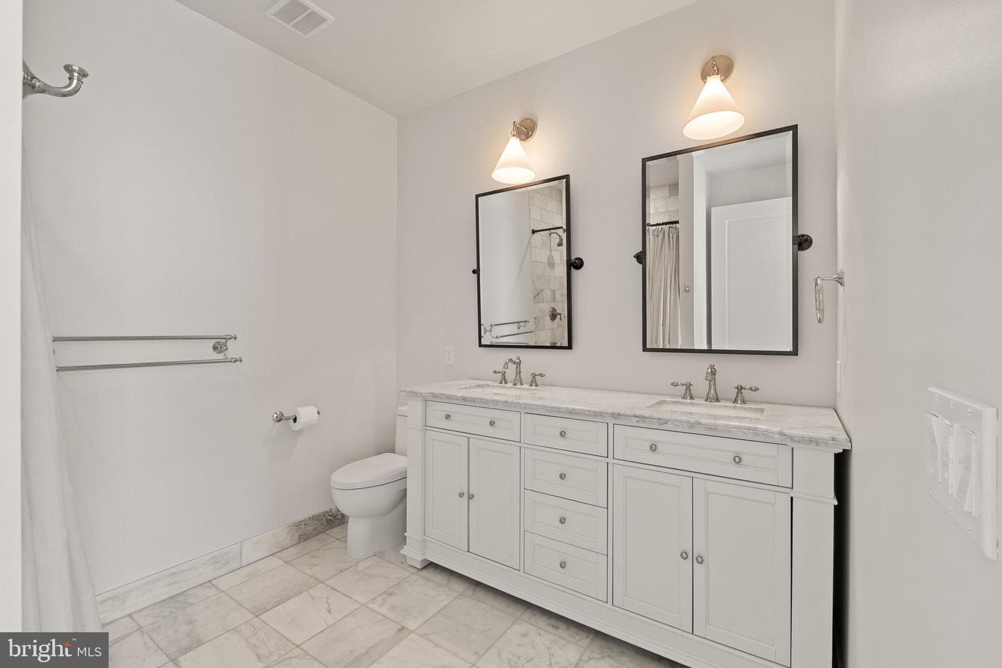 1301 Broadview Drive photo 44
