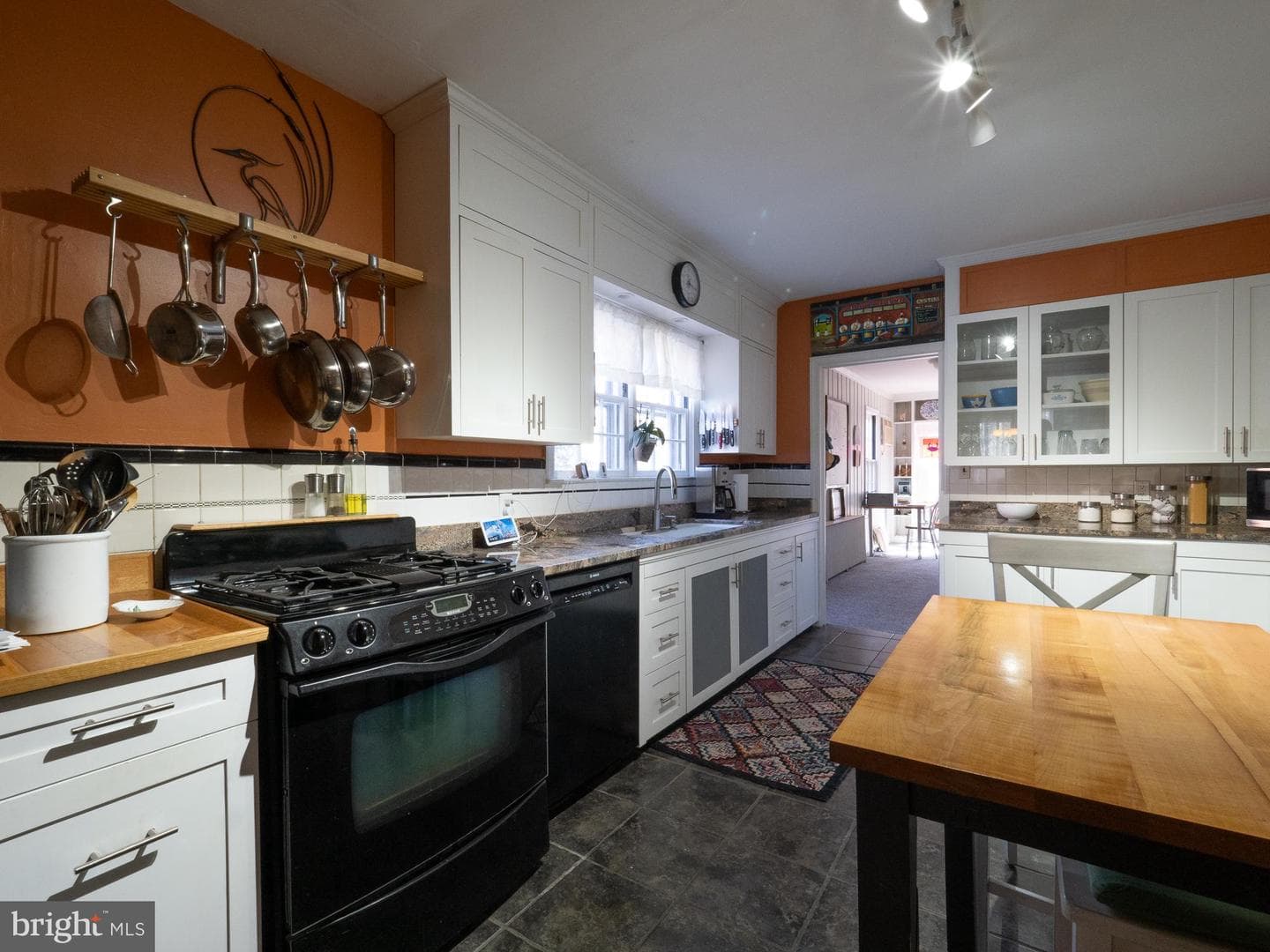 308 Glenburn Avenue photo 17