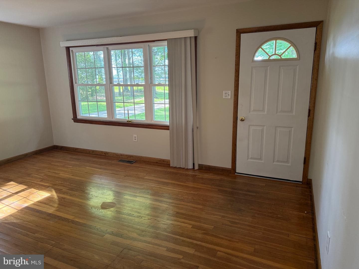 4158 Ocean Gateway photo 12