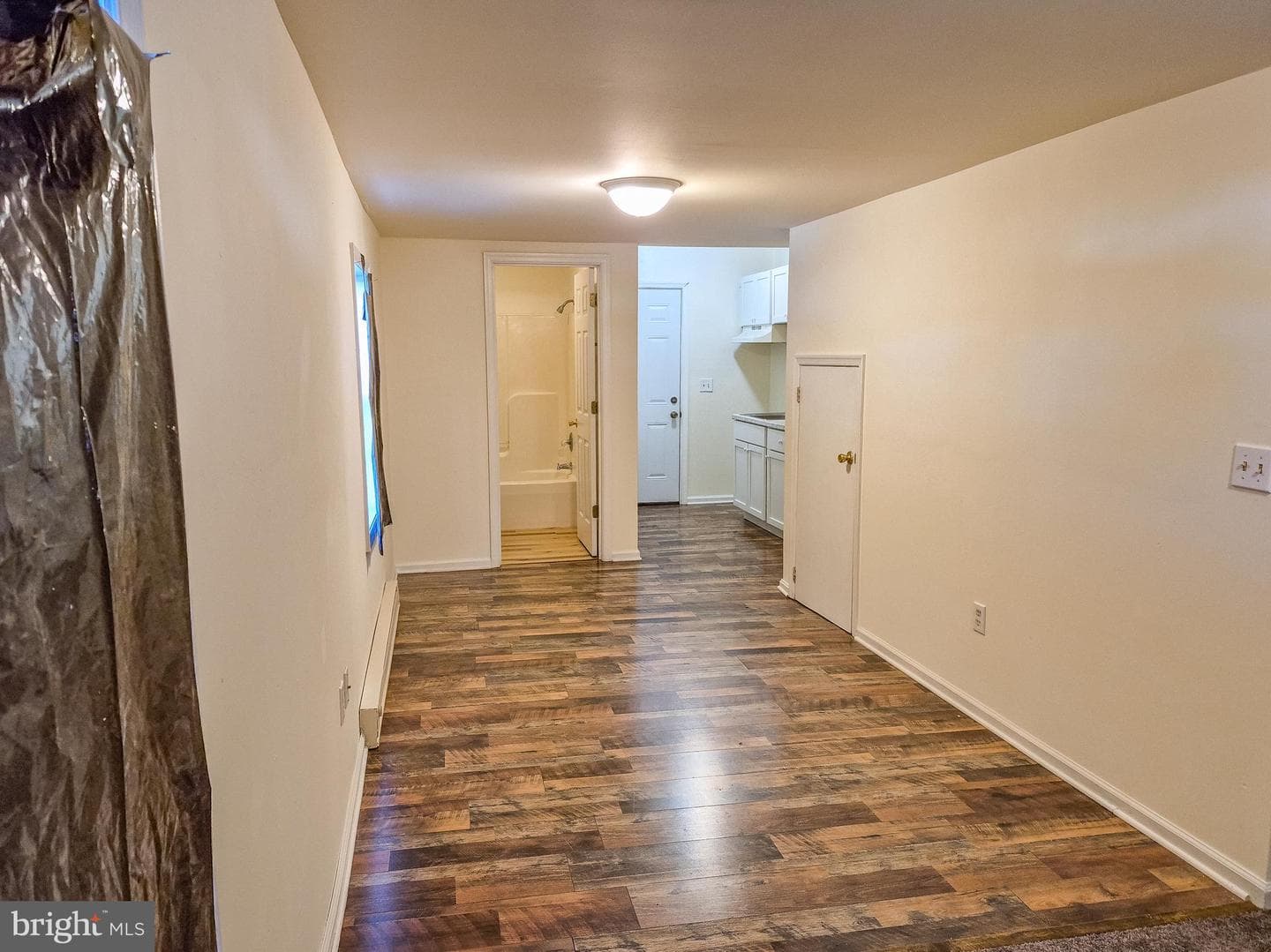 814 Center Street photo 4