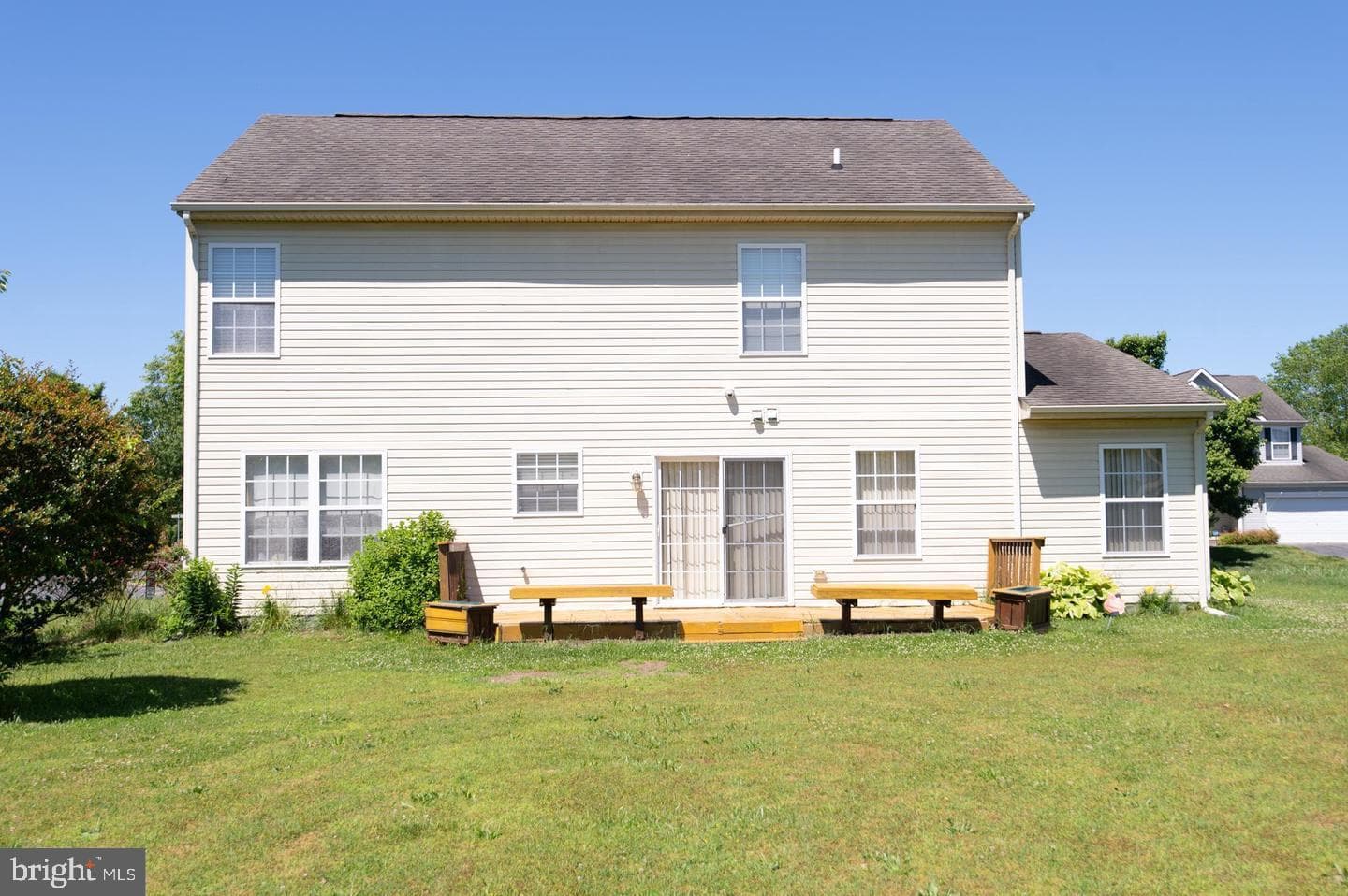 111 Martin Drive photo 5