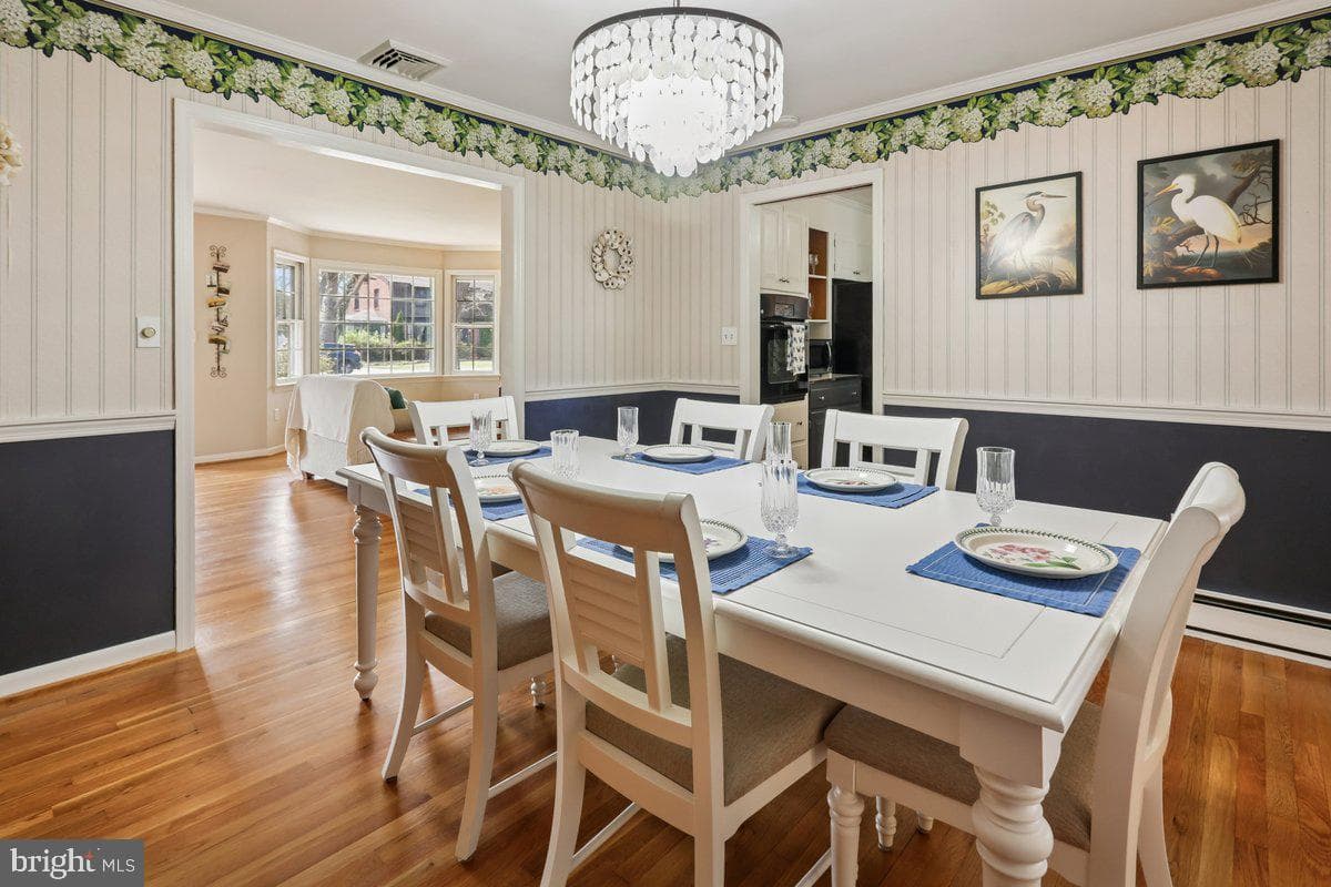1205 Hambrooks Boulevard photo 8