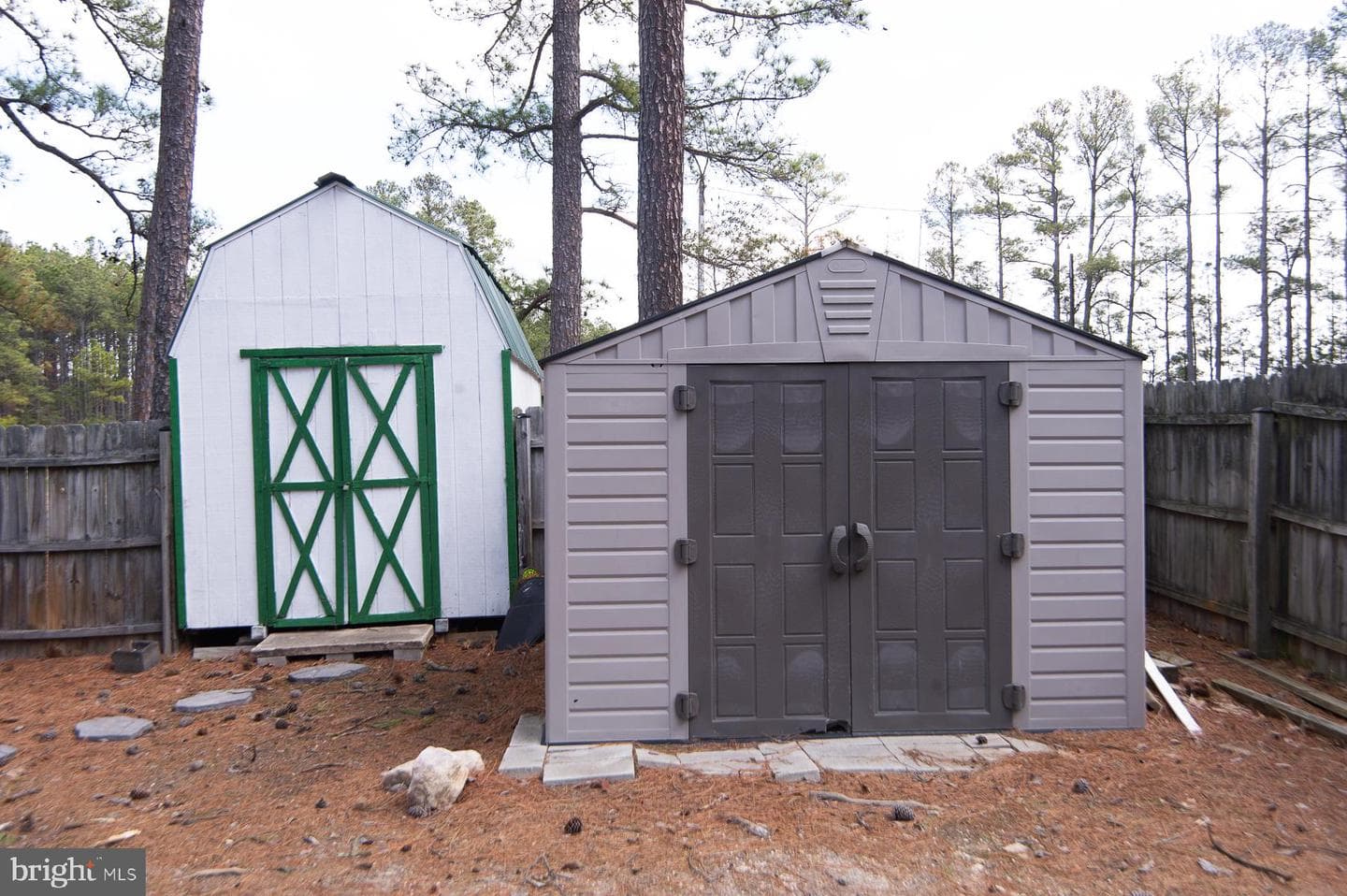 819 Seabreeze Road photo 23