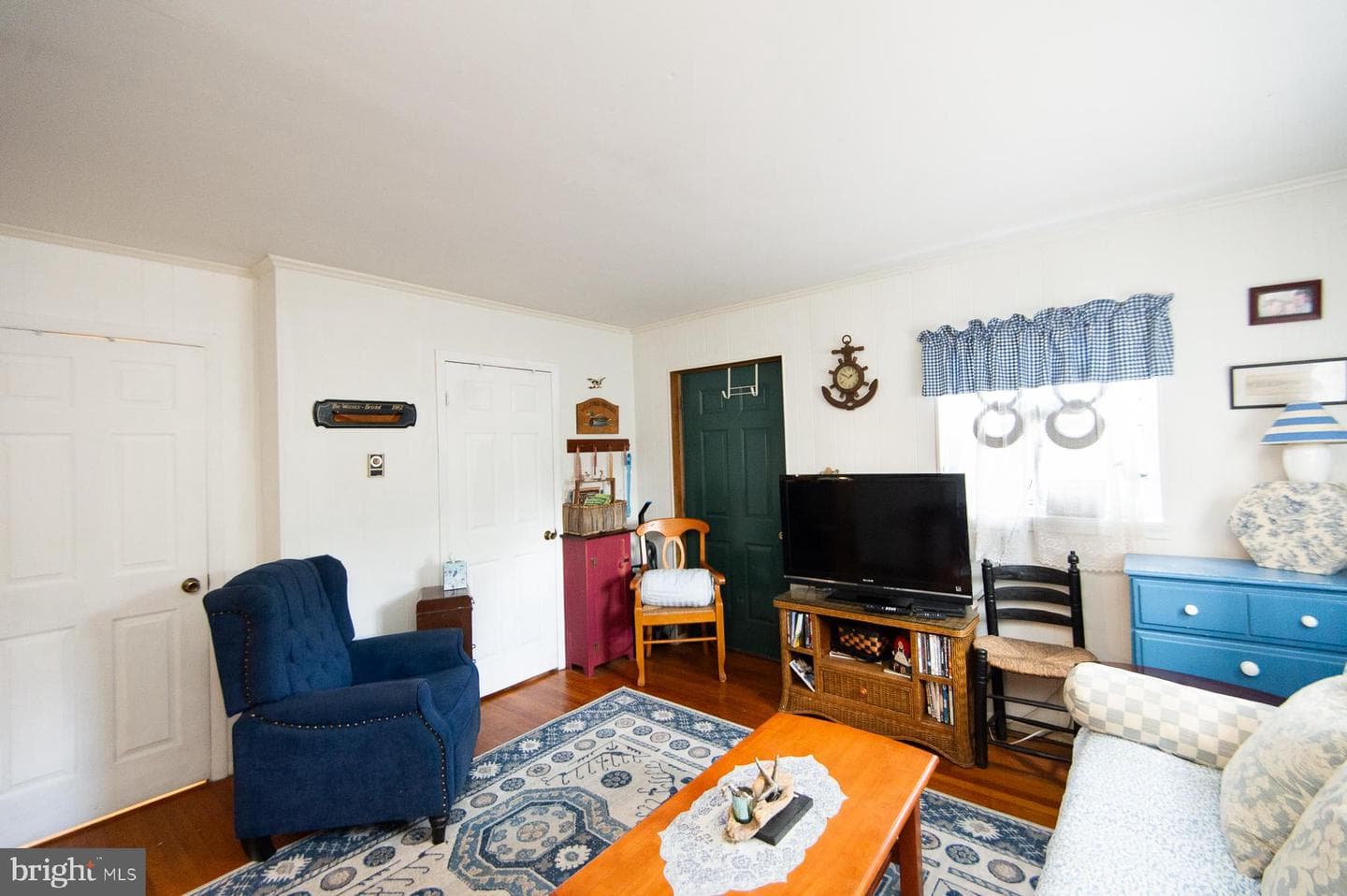 819 Seabreeze Road photo 6