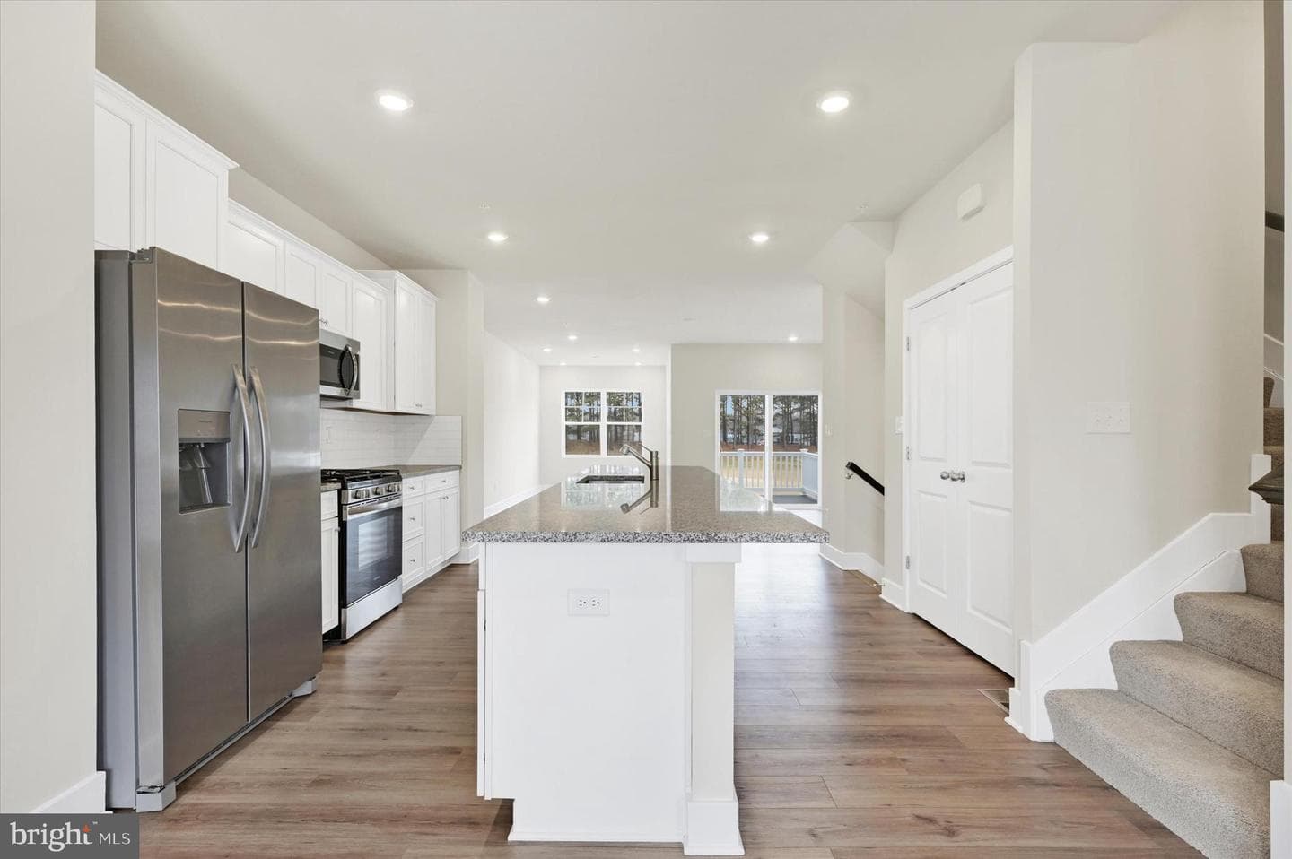 2190 Winterberry Lane photo 3