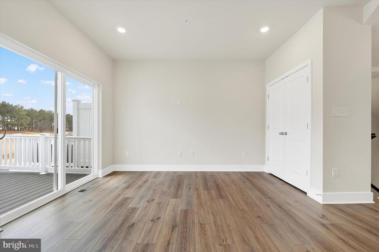 2190 Winterberry Lane photo 9