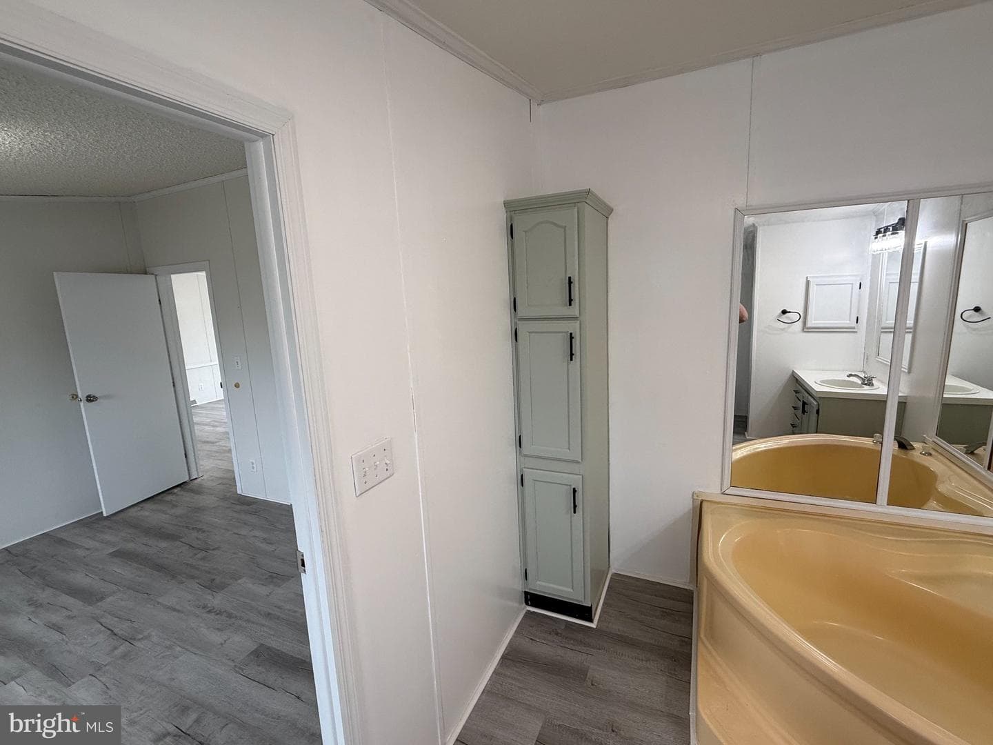 5959 Heritage Road photo 15
