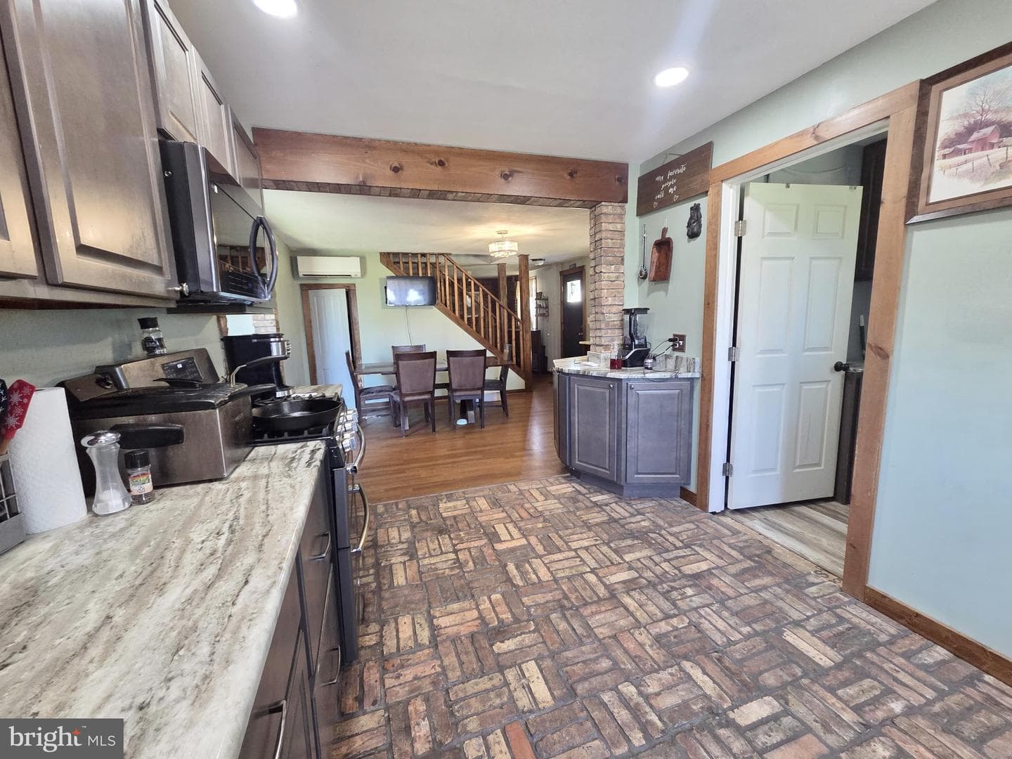 5125 Rhodesdale Road photo 10