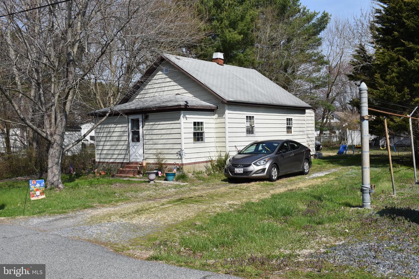 501 Harrington Avenue photo 2
