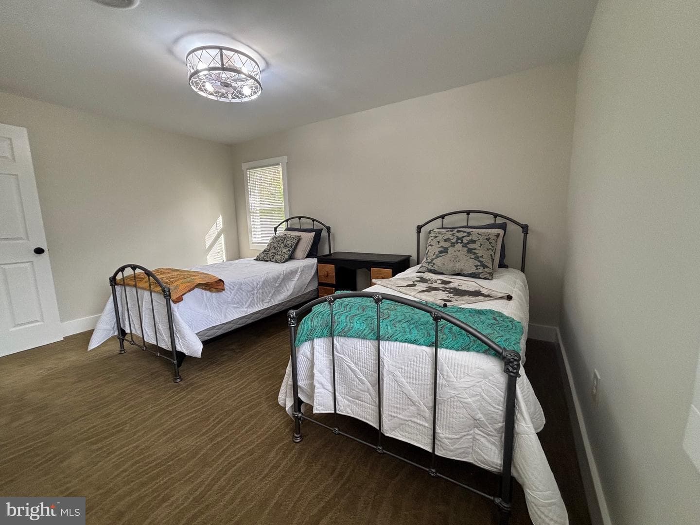 1209 Bayly Road photo 11