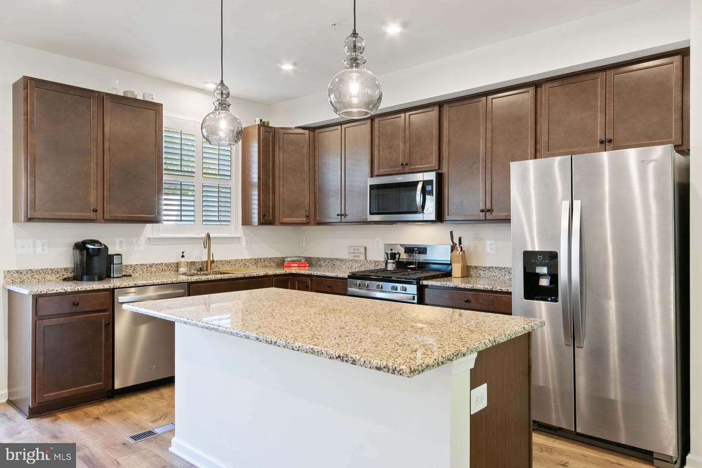 340 Shipyard Drive photo 11