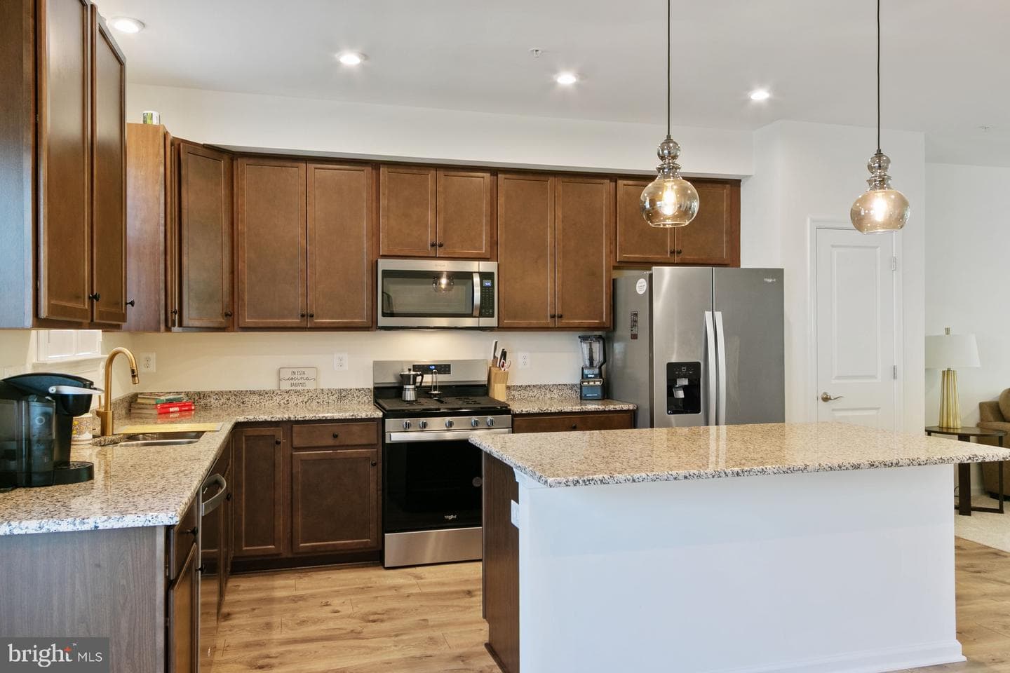 340 Shipyard Drive photo 14