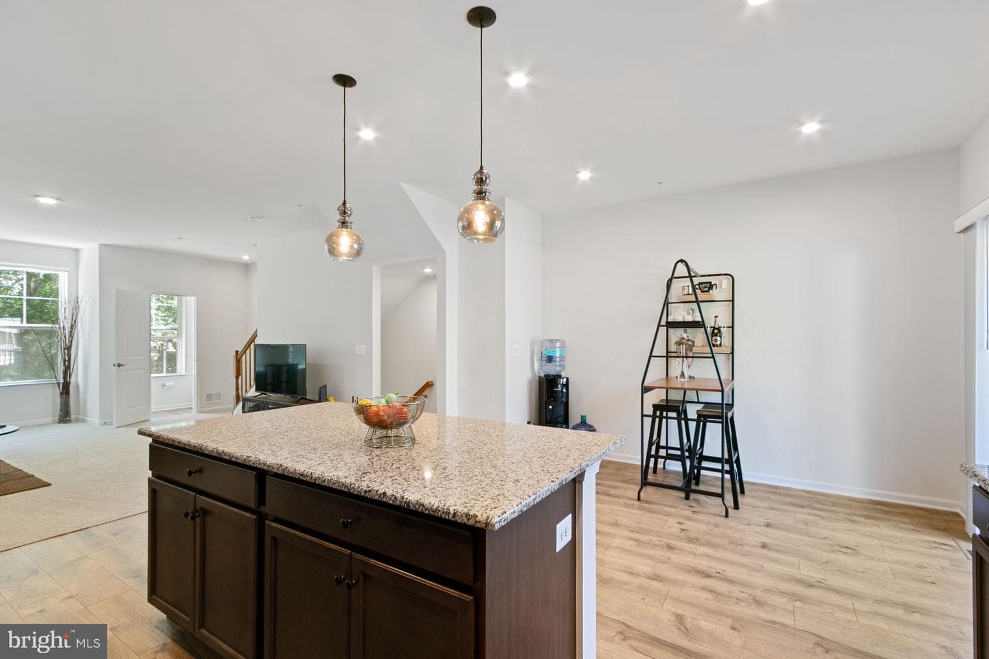 340 Shipyard Drive photo 18