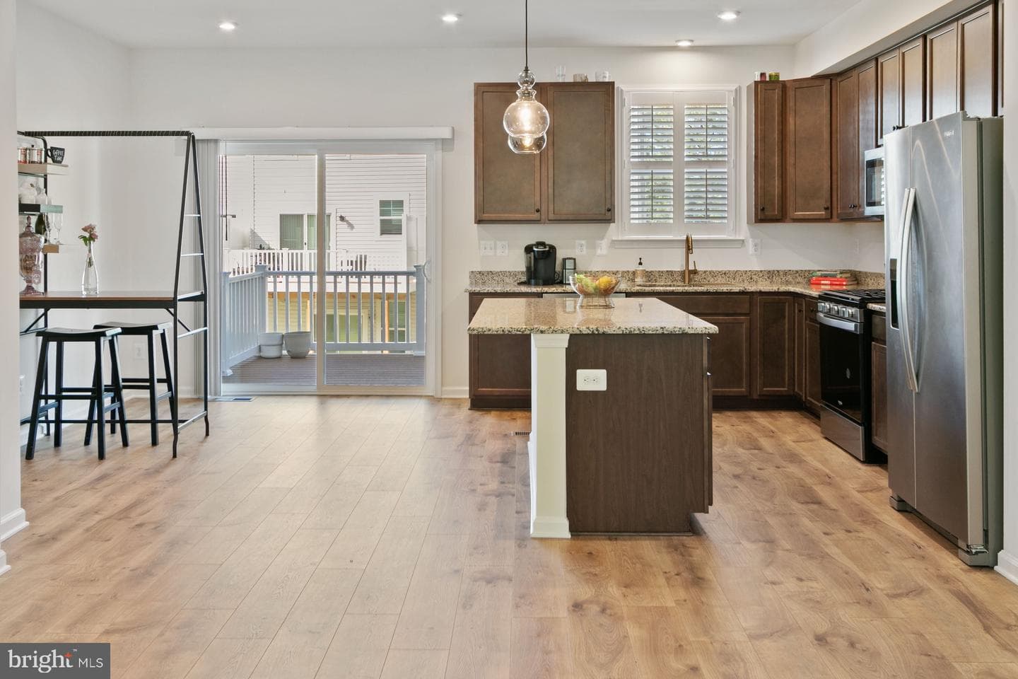 340 Shipyard Drive photo 19