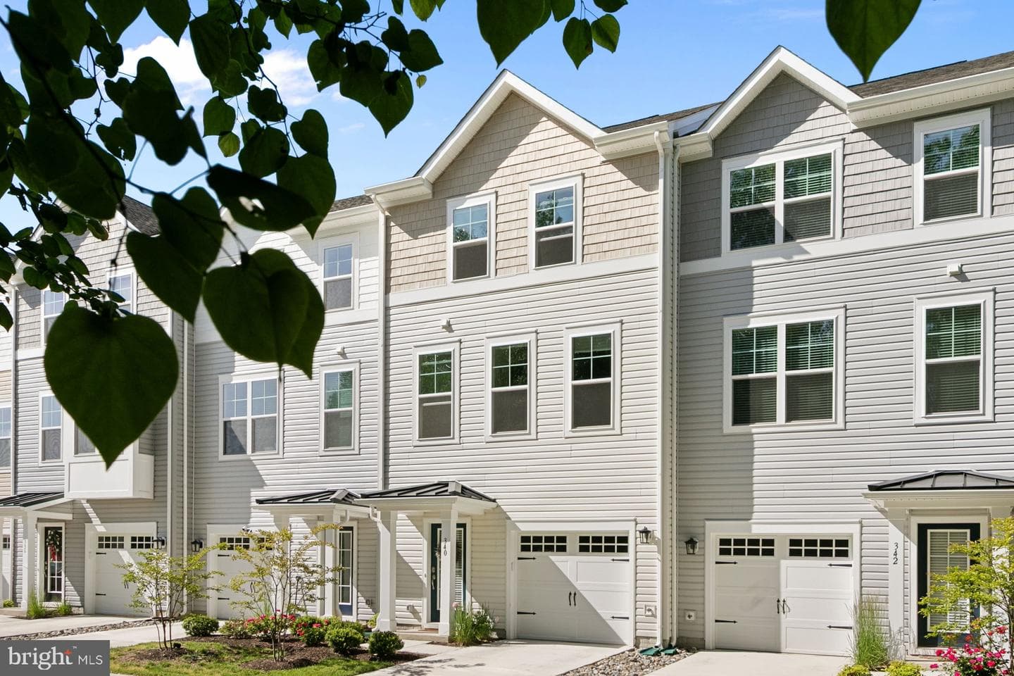 340 Shipyard Drive, Cambridge