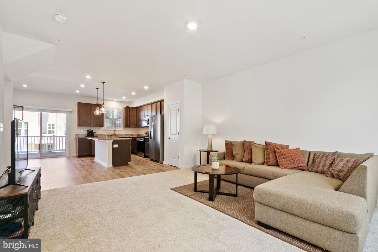340 Shipyard Drive photo 22