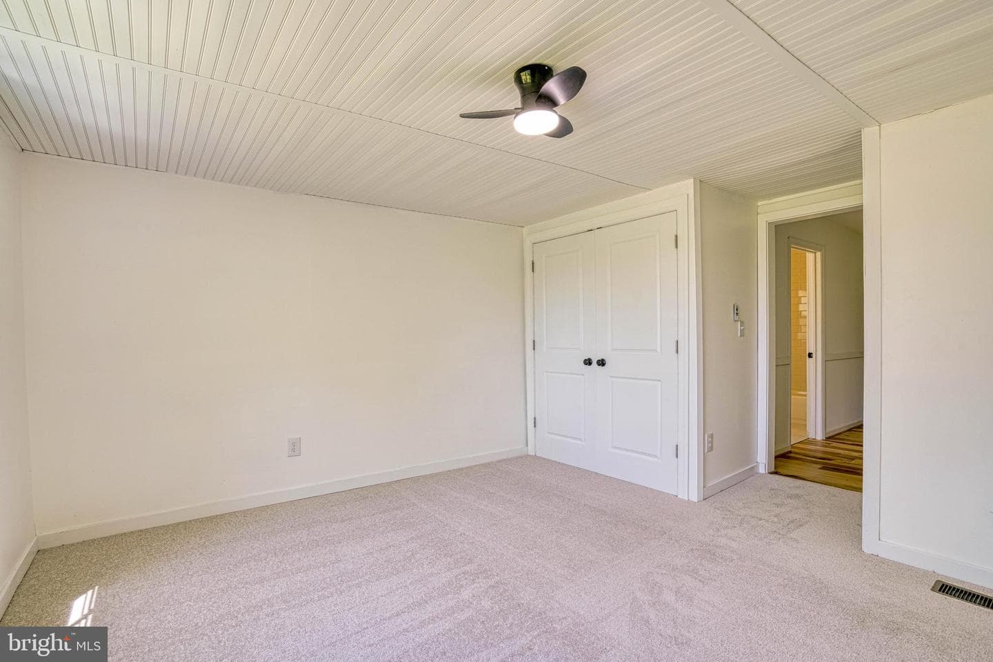 10 Bay View Avenue photo 18