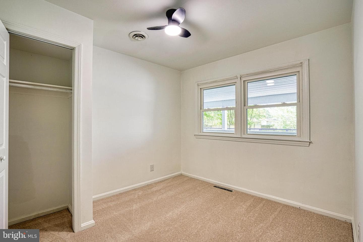 10 Bay View Avenue photo 20