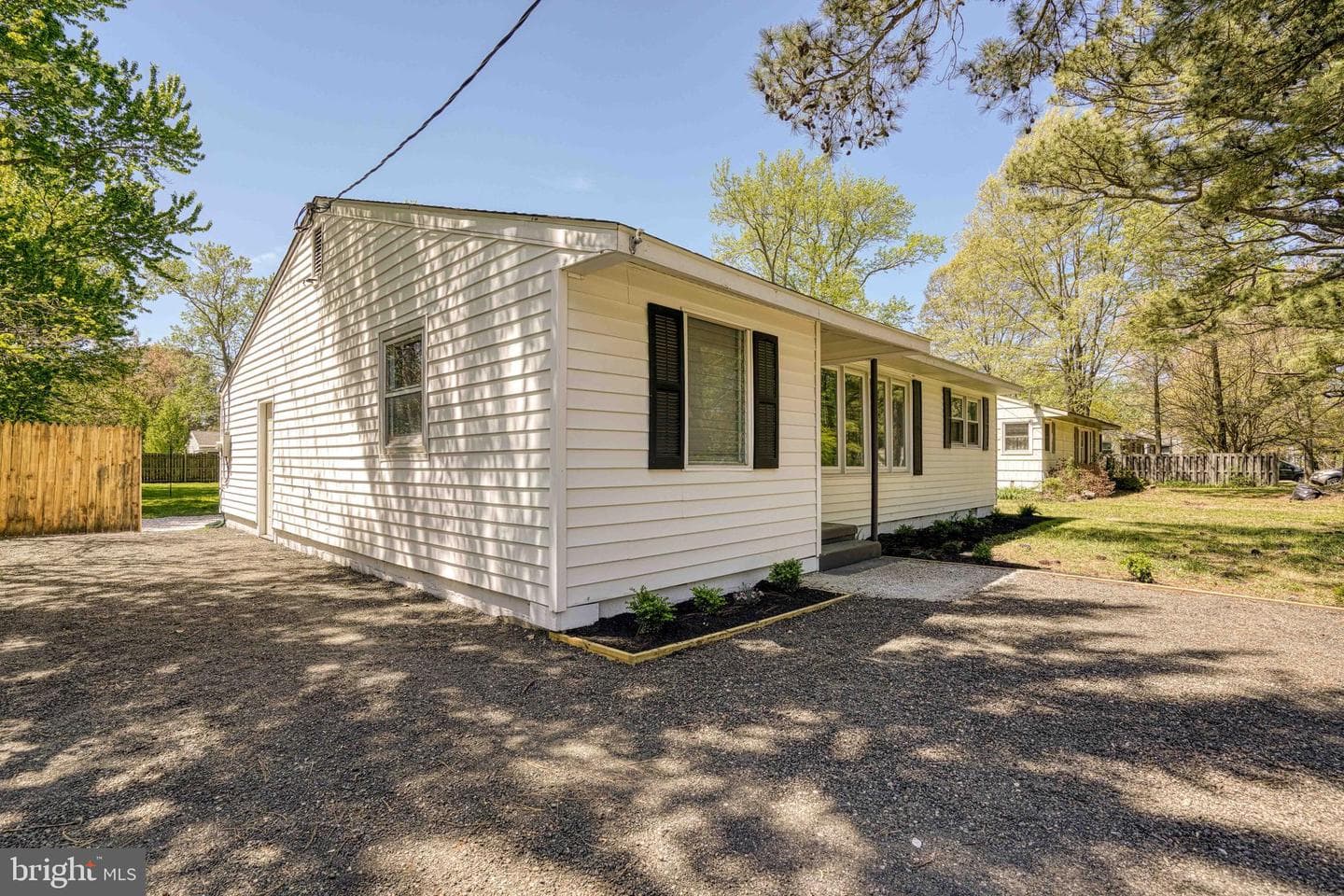 10 Bay View Avenue photo 3