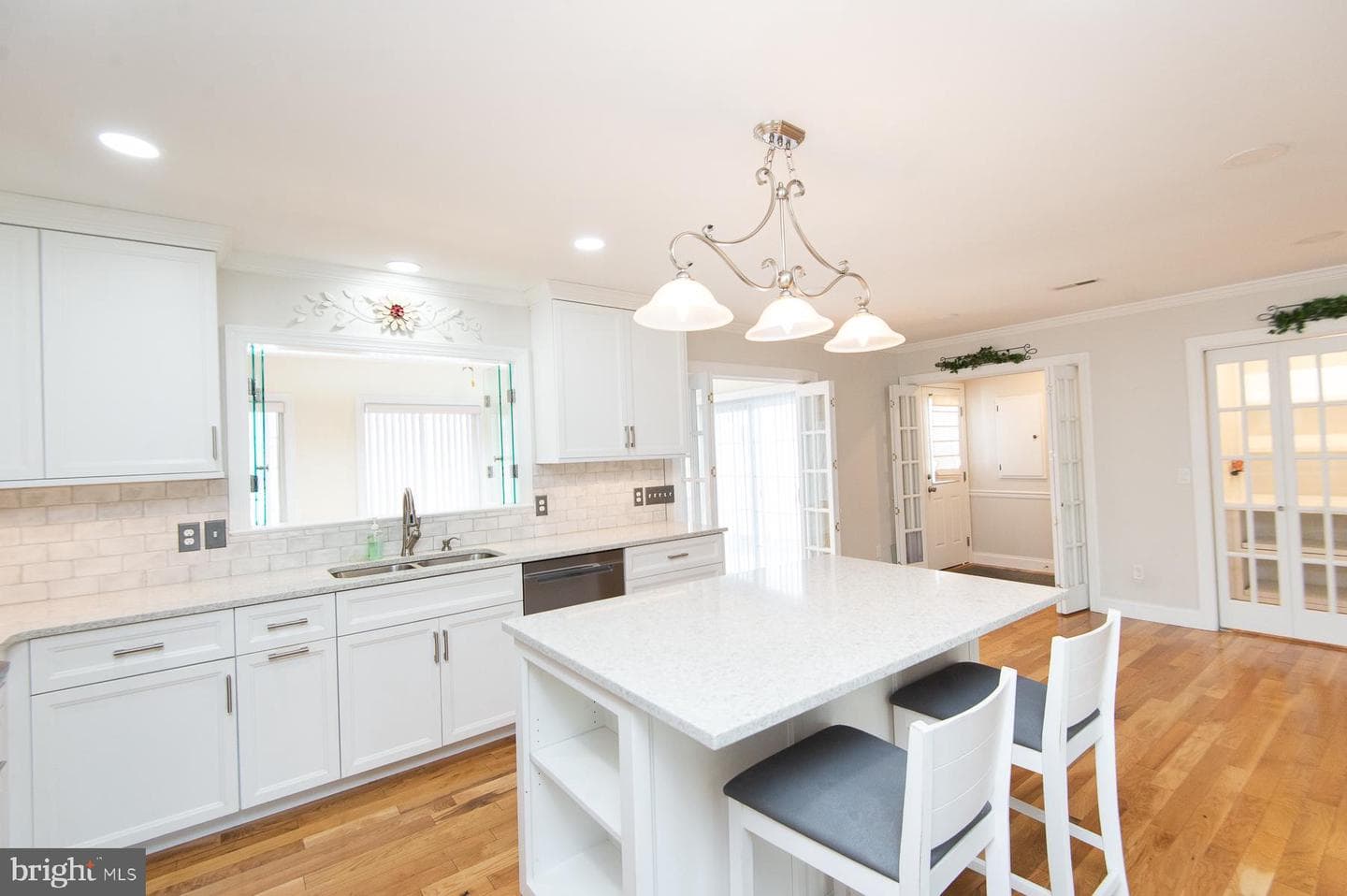 19 Holly Terrace photo 32