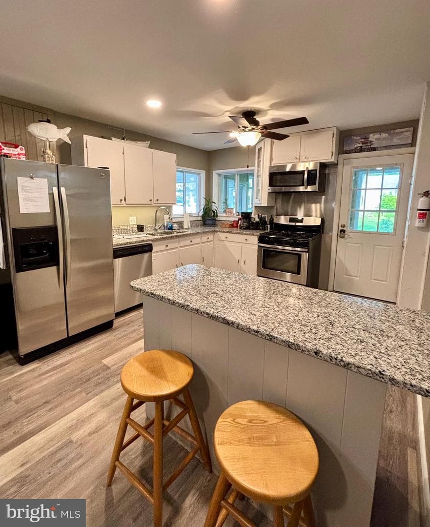 1240 Hudson Road photo 11
