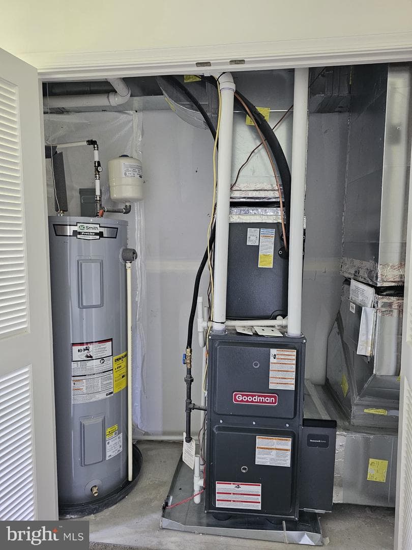 2506 Boeing Way photo 17