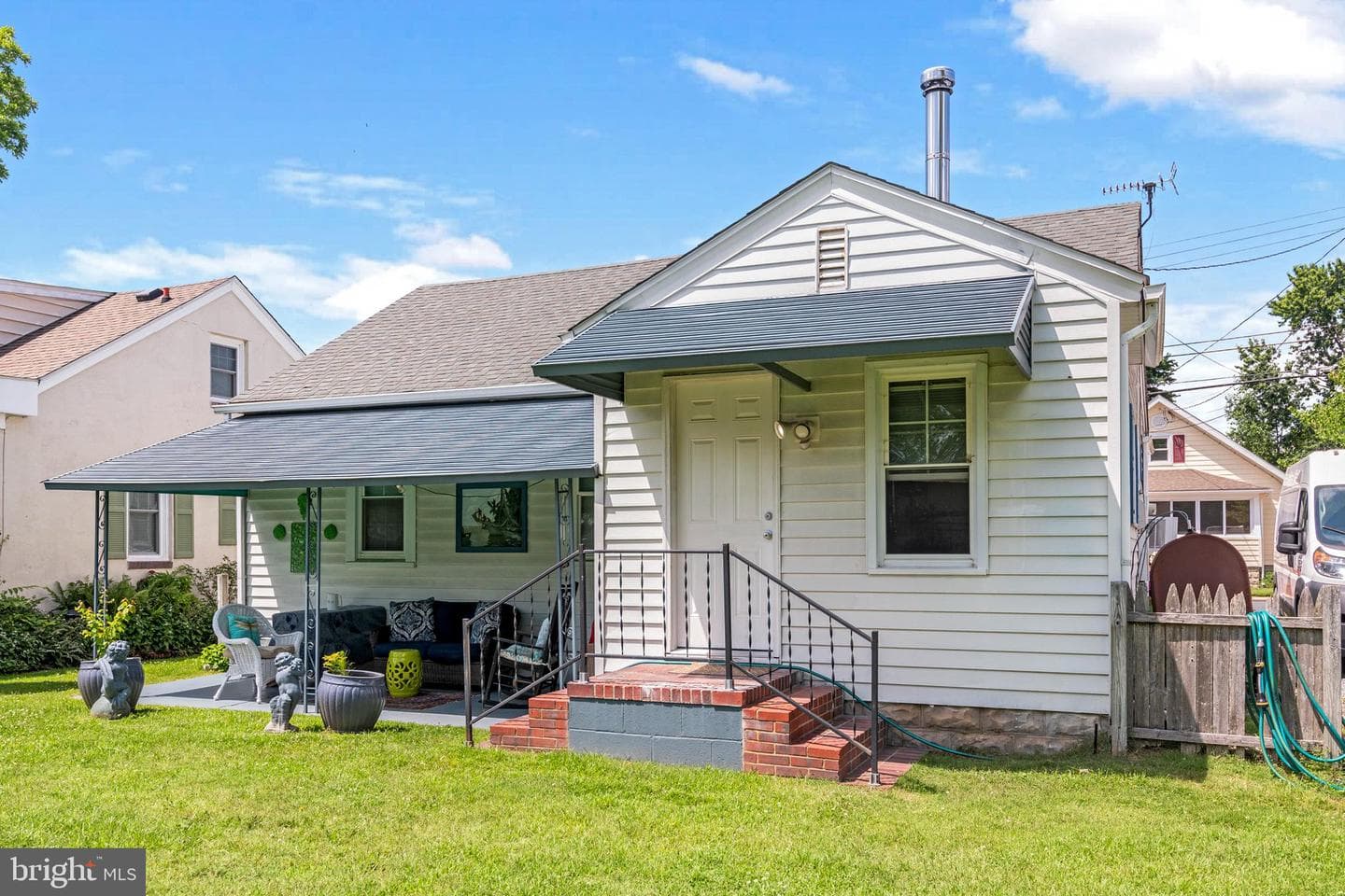408 Bayly Avenue photo 28