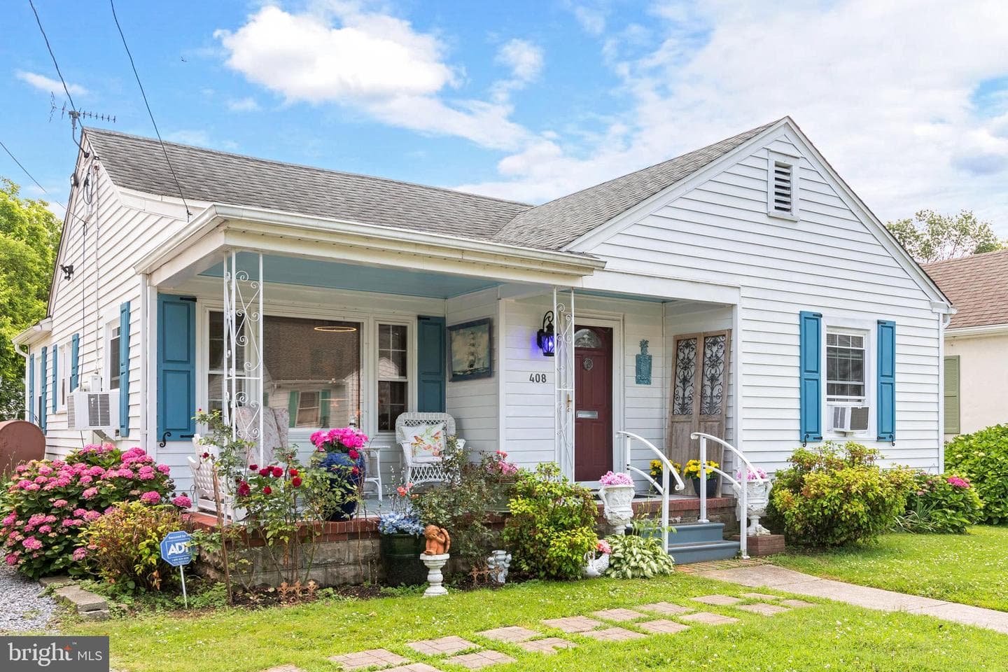 408 Bayly Avenue photo 7