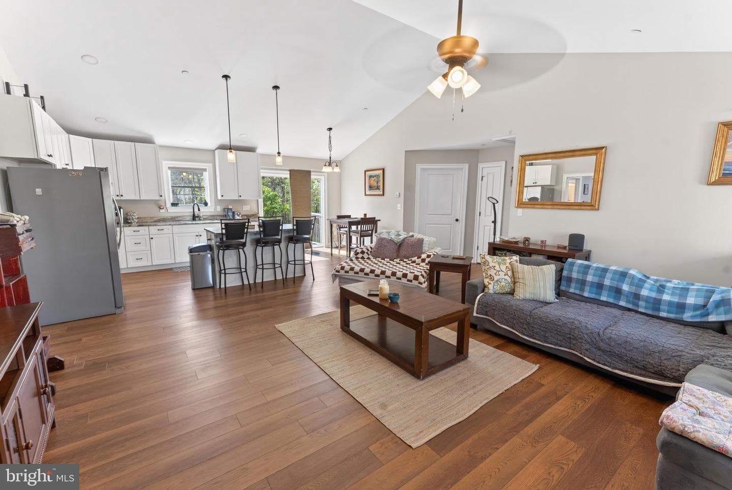 313 Edmonson Lane photo 6