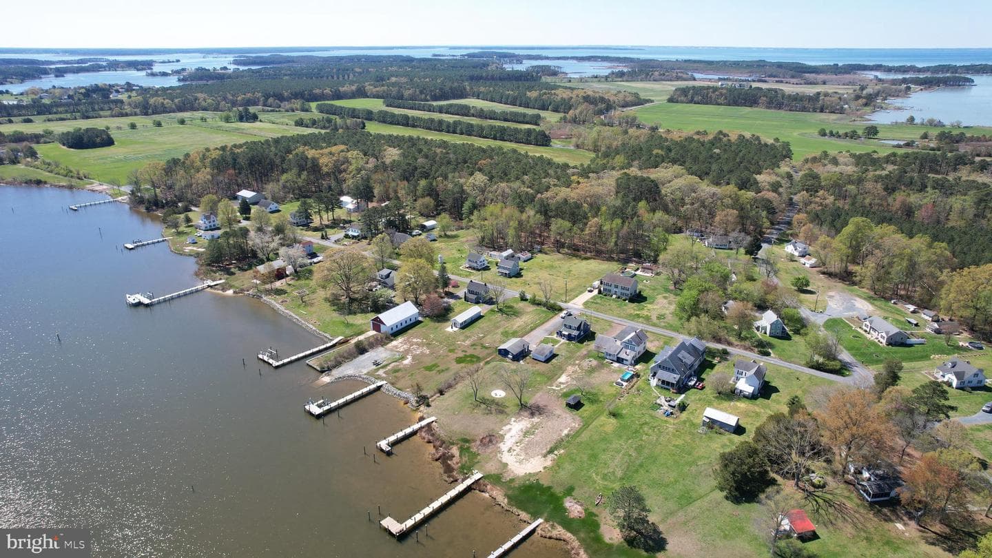 5841 Hudson Wharf Road photo 32